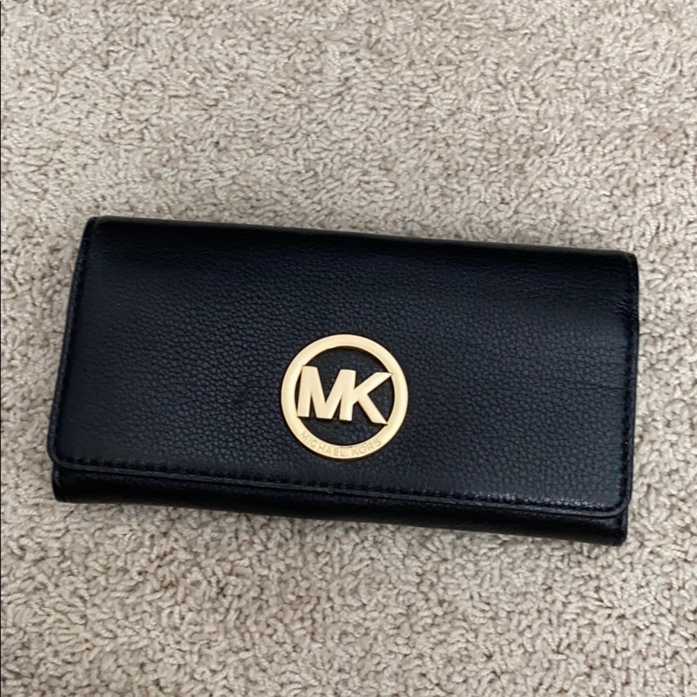 Michael Kors Wallet!